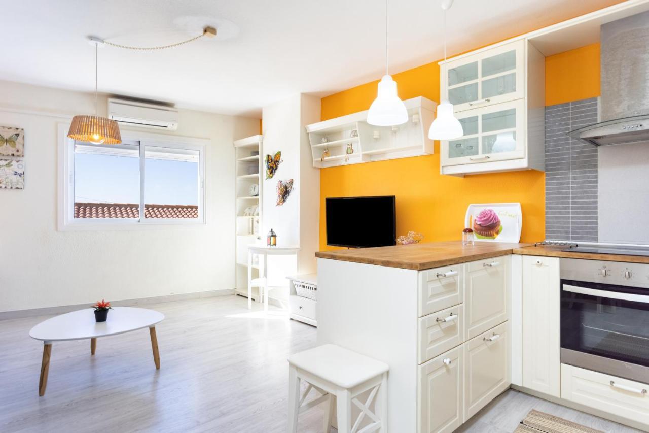 Home2Book Beachfront El Medano Bagian luar foto