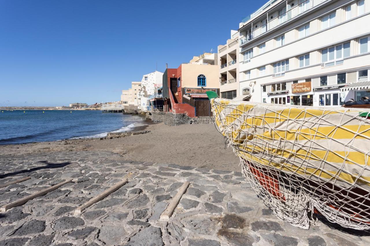 Home2Book Beachfront El Medano Bagian luar foto