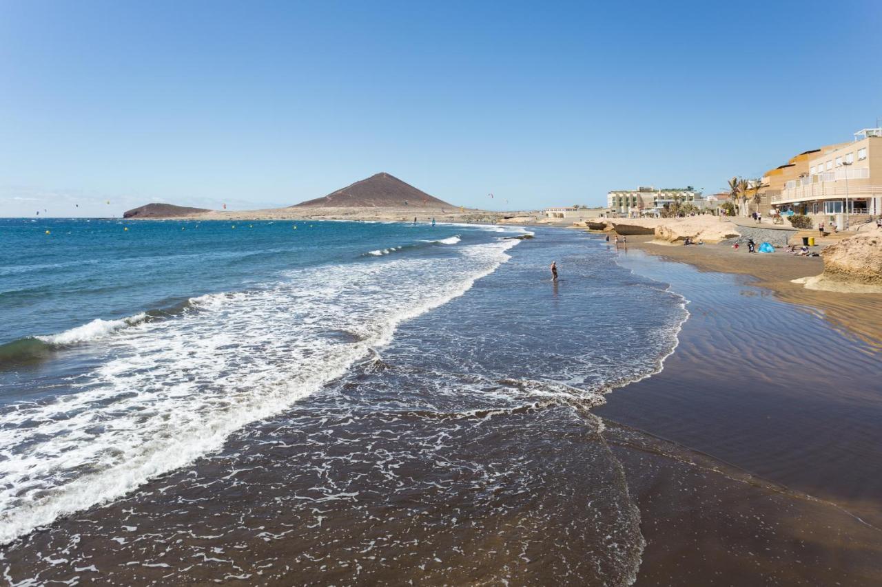 Home2Book Beachfront El Medano Bagian luar foto