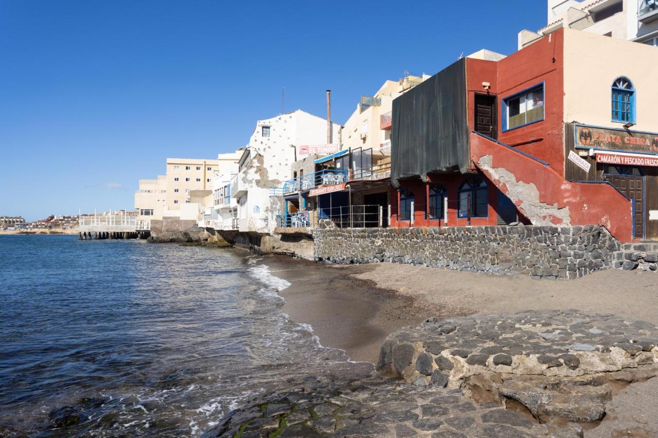 Home2Book Beachfront El Medano Bagian luar foto